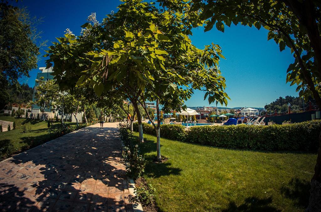 Gt Green Fort Beach Apartments Sunny Beach Dış mekan fotoğraf