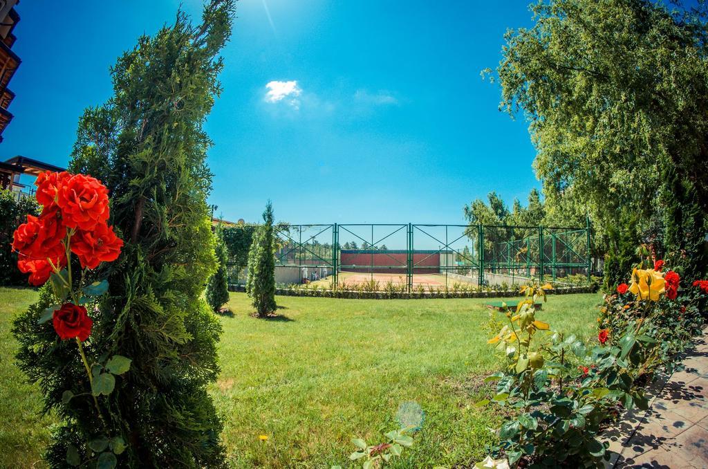 Gt Green Fort Beach Apartments Sunny Beach Dış mekan fotoğraf