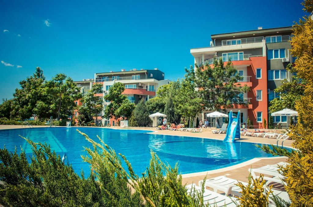 Gt Green Fort Beach Apartments Sunny Beach Dış mekan fotoğraf