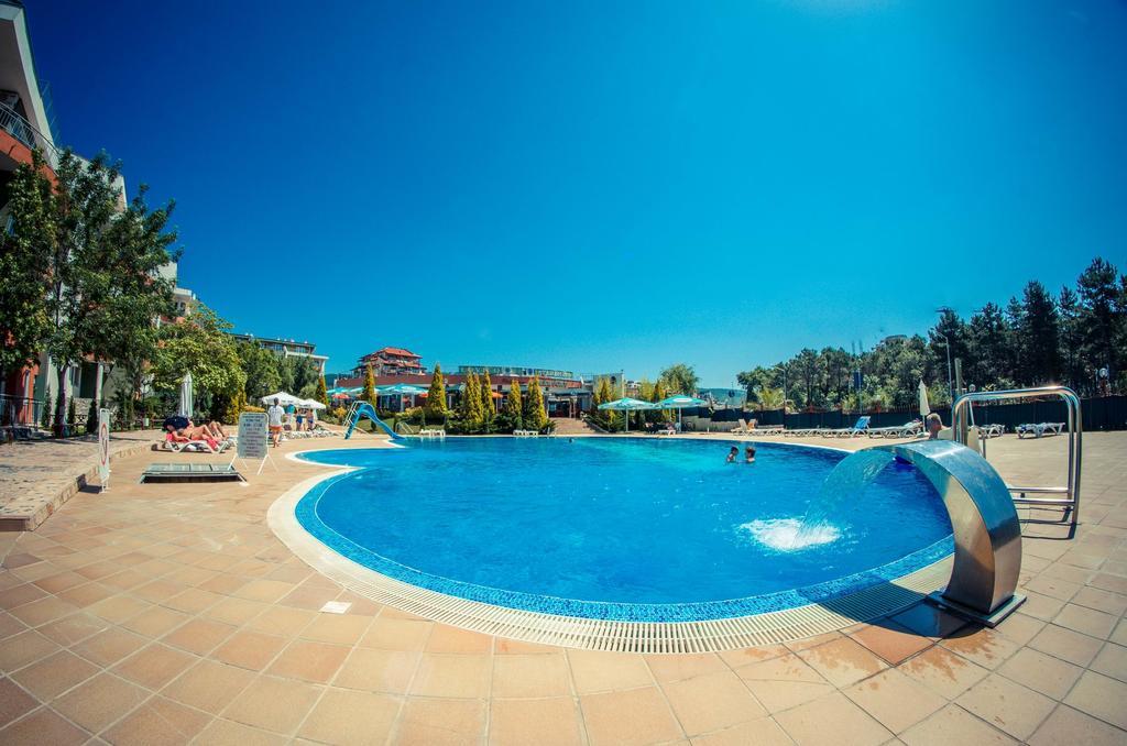 Gt Green Fort Beach Apartments Sunny Beach Dış mekan fotoğraf