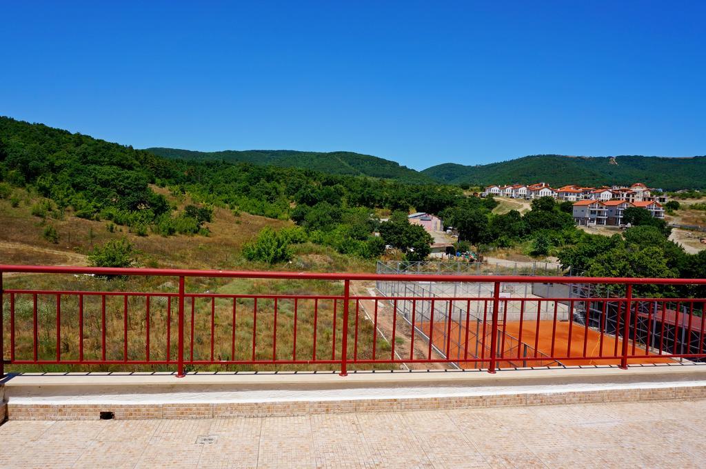 Gt Green Fort Beach Apartments Sunny Beach Dış mekan fotoğraf
