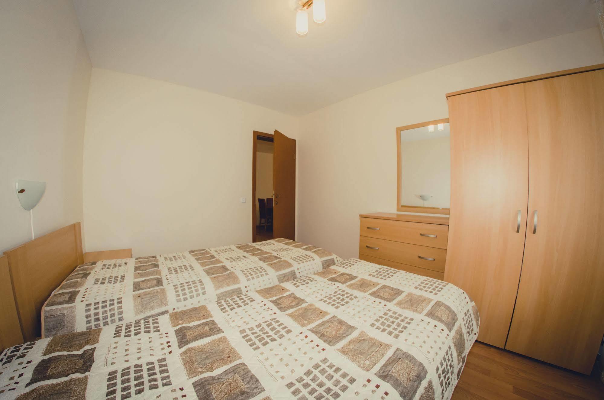 Gt Green Fort Beach Apartments Sunny Beach Dış mekan fotoğraf