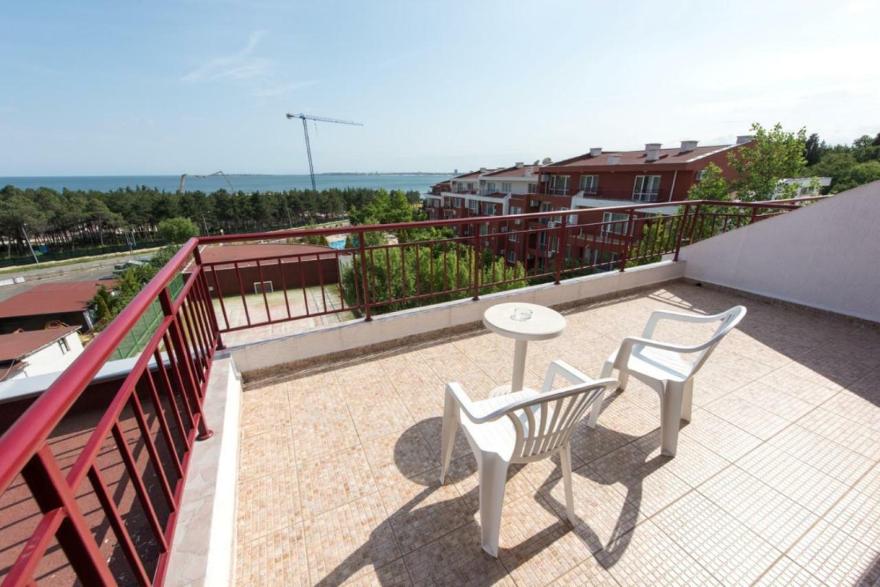 Gt Green Fort Beach Apartments Sunny Beach Dış mekan fotoğraf